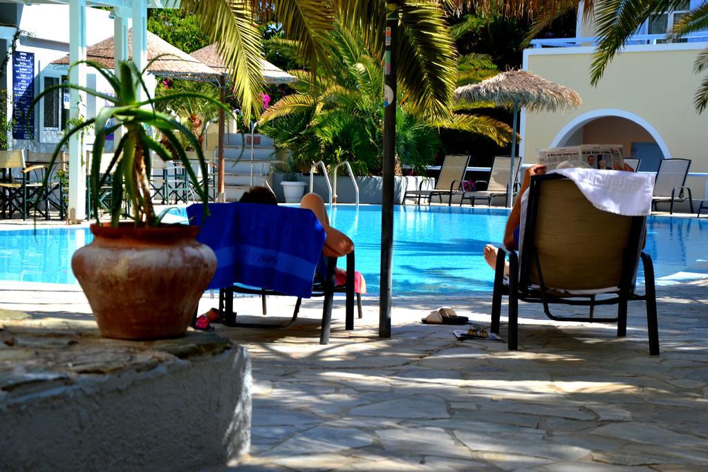 Zephyros Hotel Kamári المظهر الخارجي الصورة